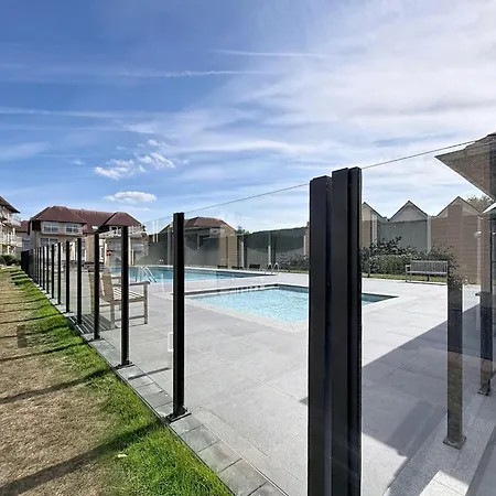 Garden T20 - 104 Parking & Pool By Interhome Appartement De Haan